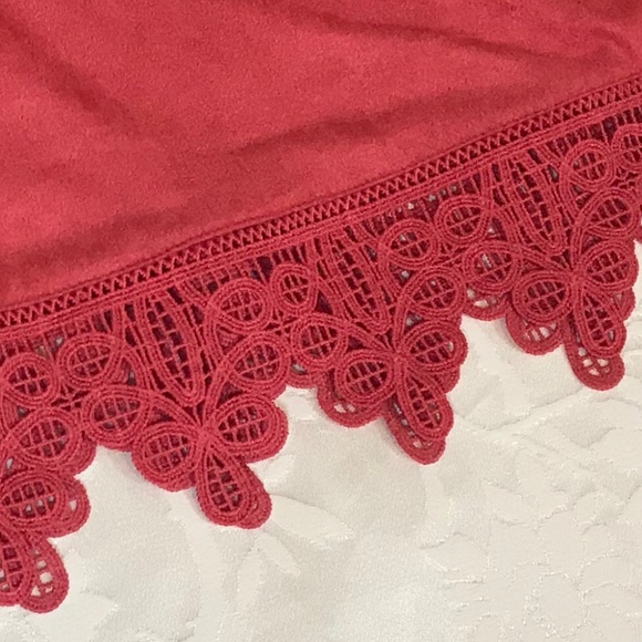 ⭐️Host Pick⭐️NWT Ruby Rd. Paprika Top With Lace Cuffs - Picture 3 of 10